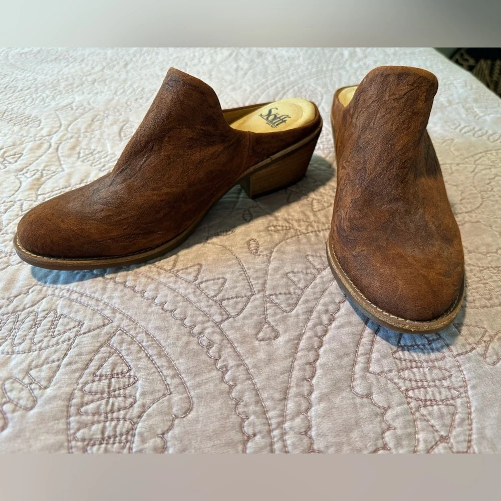 Sofft Women’s Rich Brown Suede heeled mules - Picture 10 of 11